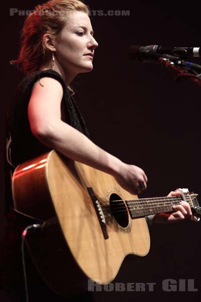 KATHLEEN EDWARDS - 2011-10-29 - PARIS - Espace Charlie Parker - Grande Halle - 